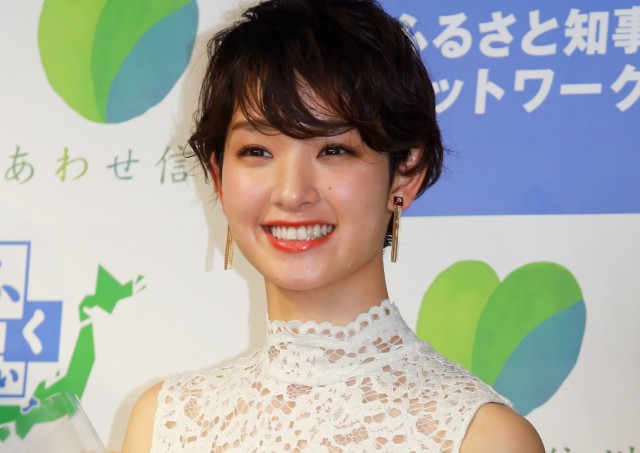 剛力彩芽のすっぴん写真が別人級のブサイクで目の整形疑惑が浮上 昔と現在の顔を比較してみた ヒマツブシ